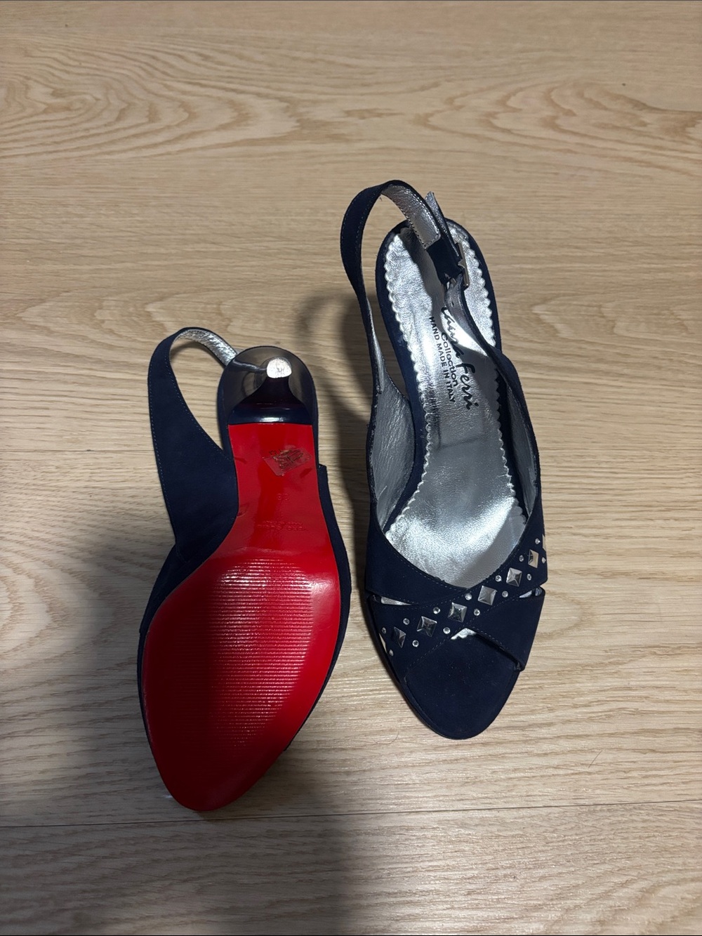 Vero Cuoio Navy Slingback Heels with Red Sole and Silver Studs